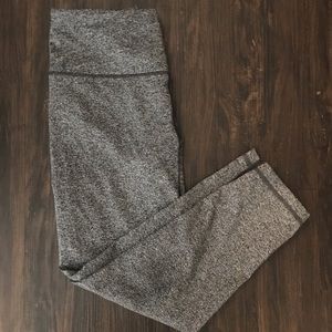 Victoria’s Secret Cropped Knockout Legging